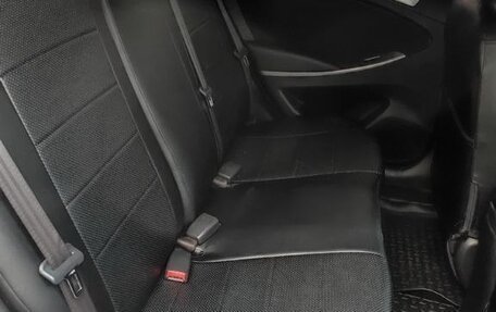 Hyundai Solaris II рестайлинг, 2016 год, 865 000 рублей, 16 фотография