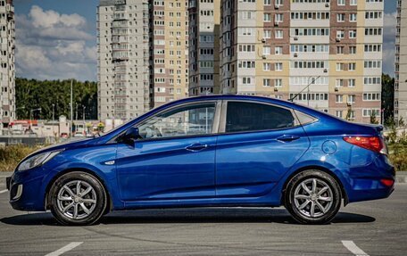 Hyundai Solaris II рестайлинг, 2012 год, 810 000 рублей, 5 фотография