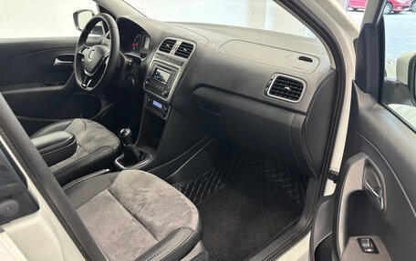 Volkswagen Polo VI (EU Market), 2017 год, 1 150 000 рублей, 17 фотография