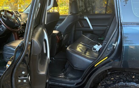 Toyota Land Cruiser Prado 150 рестайлинг 2, 2013 год, 3 550 000 рублей, 5 фотография