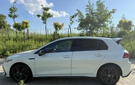 Volkswagen Golf VIII, 2022 год, 1 950 000 рублей, 7 фотография