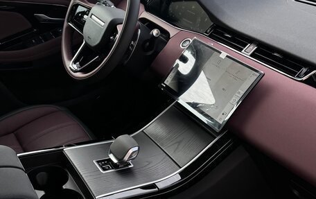 Land Rover Range Rover Evoque II, 2025 год, 5 890 000 рублей, 9 фотография