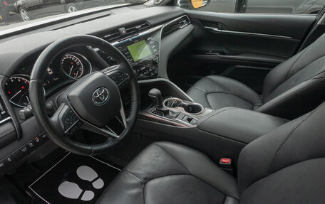 Toyota Camry, 2021 год, 2 498 000 рублей, 10 фотография