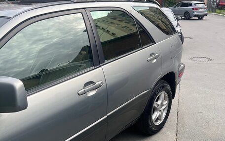 Lexus RX IV рестайлинг, 2003 год, 940 000 рублей, 8 фотография