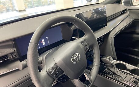 Toyota Camry, 2025 год, 4 699 000 рублей, 14 фотография