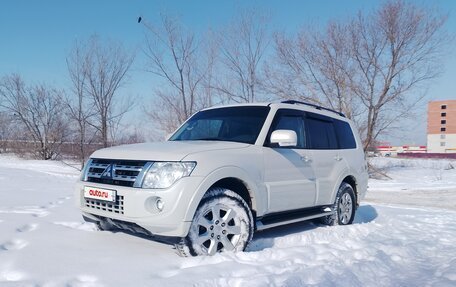 Mitsubishi Pajero IV, 2014 год, 2 650 000 рублей, 6 фотография