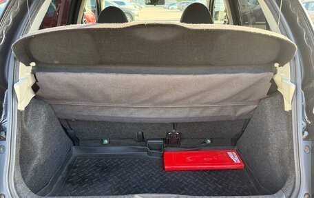 Nissan Micra III, 2006 год, 560 000 рублей, 12 фотография