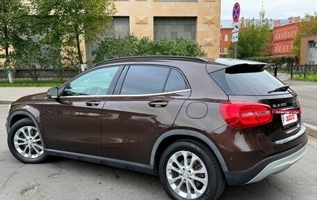 Mercedes-Benz GLA, 2014 год, 1 750 000 рублей, 10 фотография