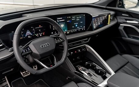 Audi Q5, 2025 год, 9 890 000 рублей, 14 фотография