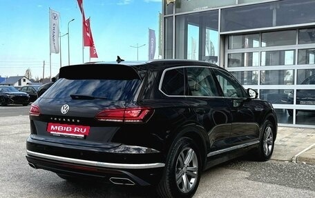 Volkswagen Touareg III, 2019 год, 4 500 000 рублей, 4 фотография