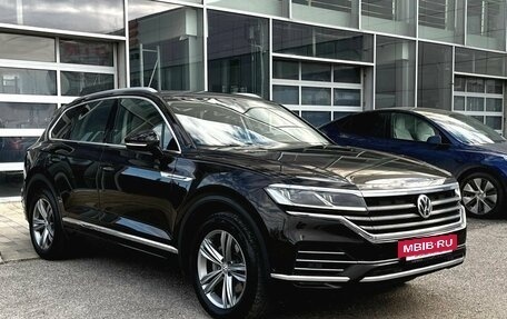 Volkswagen Touareg III, 2019 год, 4 500 000 рублей, 3 фотография