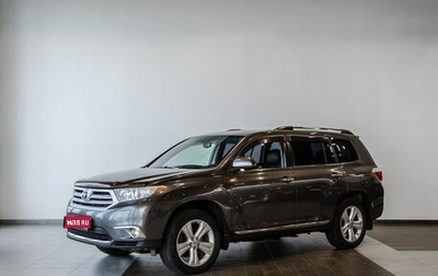 Toyota Highlander III, 2011 год, 2 100 000 рублей, 1 фотография