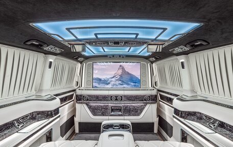 Mercedes-Benz V-Класс, 2021 год, 24 900 000 рублей, 3 фотография