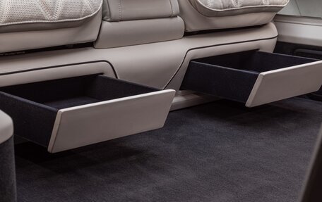 Mercedes-Benz V-Класс, 2021 год, 24 900 000 рублей, 22 фотография