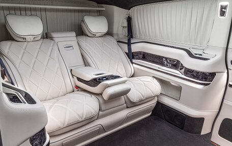 Mercedes-Benz V-Класс, 2021 год, 24 900 000 рублей, 25 фотография