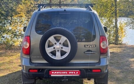 Chevrolet Niva I рестайлинг, 2012 год, 390 000 рублей, 6 фотография