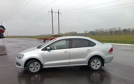 Volkswagen Polo VI (EU Market), 2011 год, 900 000 рублей, 10 фотография