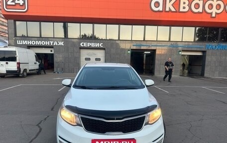 KIA Rio III рестайлинг, 2015 год, 1 100 000 рублей, 3 фотография