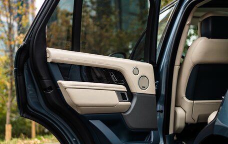 Land Rover Range Rover IV рестайлинг, 2020 год, 8 900 000 рублей, 14 фотография