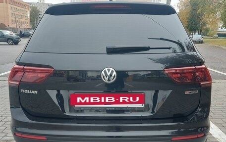 Volkswagen Tiguan II, 2018 год, 1 950 000 рублей, 5 фотография