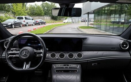 Mercedes-Benz E-Класс, 2021 год, 4 775 000 рублей, 10 фотография
