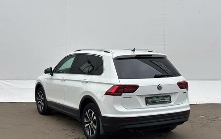 Volkswagen Tiguan II, 2020 год, 2 660 000 рублей, 7 фотография