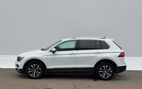 Volkswagen Tiguan II, 2020 год, 2 660 000 рублей, 8 фотография