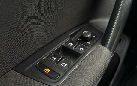 Volkswagen Tiguan II, 2020 год, 2 660 000 рублей, 20 фотография