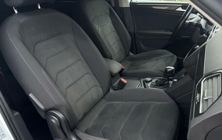 Volkswagen Tiguan II, 2020 год, 2 660 000 рублей, 10 фотография