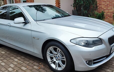 BMW 5 серия, 2011 год, 1 290 000 рублей, 1 фотография