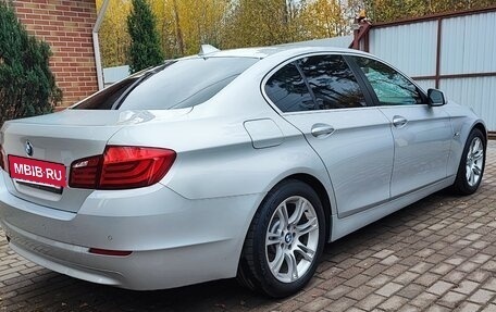 BMW 5 серия, 2011 год, 1 290 000 рублей, 7 фотография