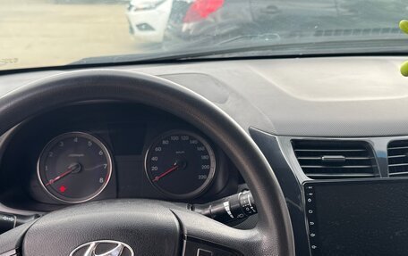 Hyundai Solaris II рестайлинг, 2016 год, 790 000 рублей, 7 фотография