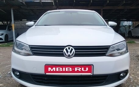 Volkswagen Jetta VI, 2012 год, 1 200 000 рублей, 6 фотография