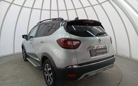 Renault Kaptur I рестайлинг, 2018 год, 1 399 000 рублей, 11 фотография