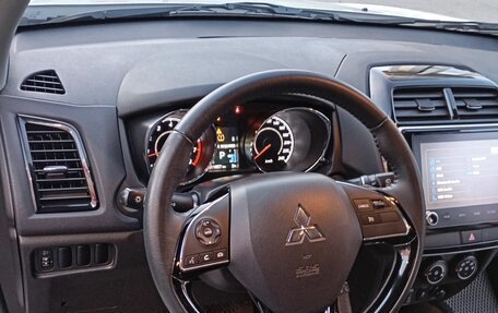 Mitsubishi ASX I рестайлинг, 2023 год, 3 050 000 рублей, 6 фотография