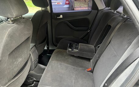 Ford Focus II рестайлинг, 2006 год, 325 000 рублей, 10 фотография