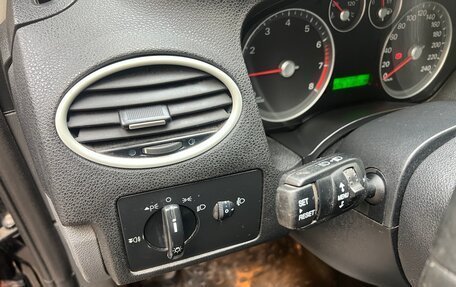 Ford Focus II рестайлинг, 2006 год, 325 000 рублей, 14 фотография