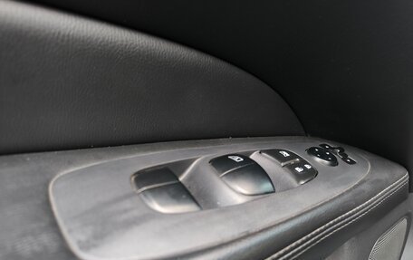 Nissan Pathfinder, 2015 год, 1 590 000 рублей, 13 фотография