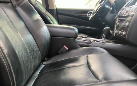 Nissan Pathfinder, 2015 год, 1 590 000 рублей, 18 фотография