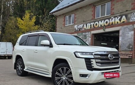 Toyota Land Cruiser 200, 2014 год, 6 400 000 рублей, 2 фотография