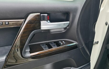 Toyota Land Cruiser 200, 2014 год, 6 400 000 рублей, 16 фотография