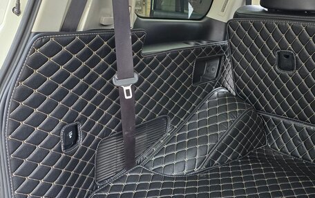 Toyota Land Cruiser 200, 2014 год, 6 400 000 рублей, 25 фотография