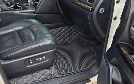 Toyota Land Cruiser 200, 2014 год, 6 400 000 рублей, 21 фотография