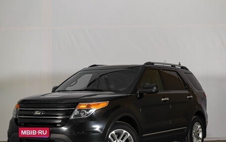 Ford Explorer VI, 2011 год, 1 659 000 рублей, 3 фотография