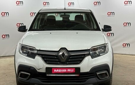 Renault Logan II, 2018 год, 799 000 рублей, 2 фотография