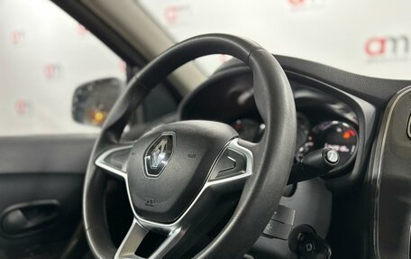 Renault Logan II, 2018 год, 799 000 рублей, 13 фотография