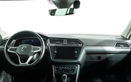 Volkswagen Tiguan II, 2021 год, 3 560 898 рублей, 13 фотография
