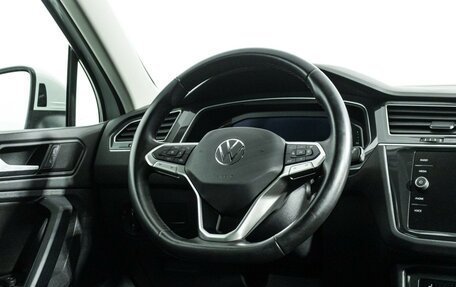 Volkswagen Tiguan II, 2021 год, 3 560 898 рублей, 21 фотография