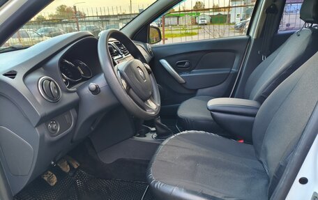 Renault Sandero II рестайлинг, 2015 год, 700 000 рублей, 10 фотография