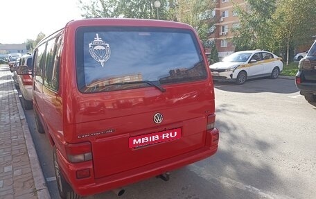 Volkswagen Caravelle T4, 2001 год, 1 350 000 рублей, 2 фотография